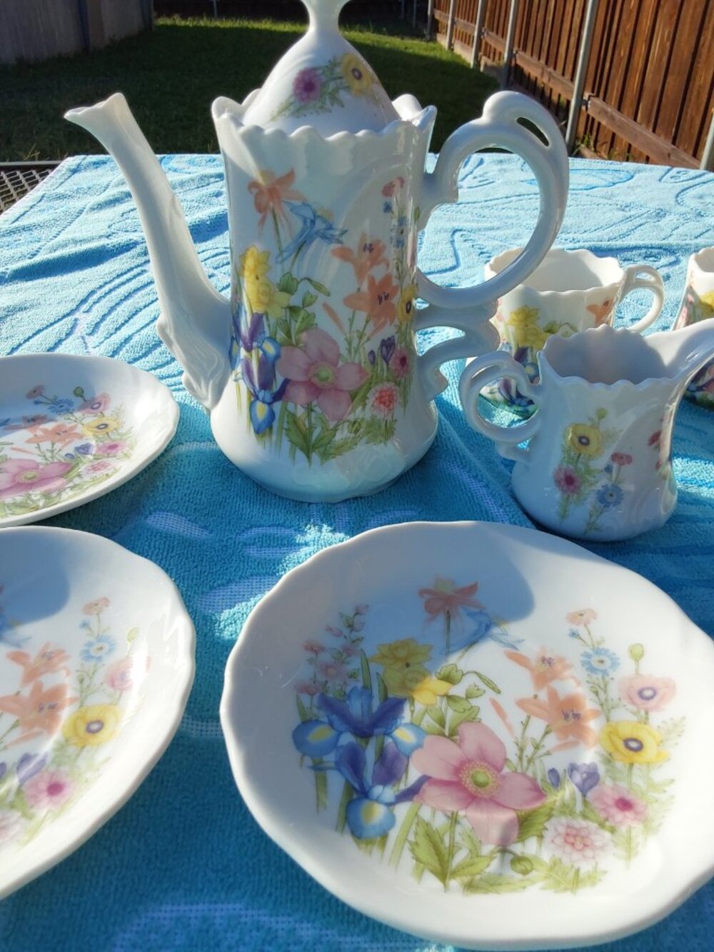 VINTAGE HAND PAINTED FLORAL TEA SERVING SET - Picture 5 of 16